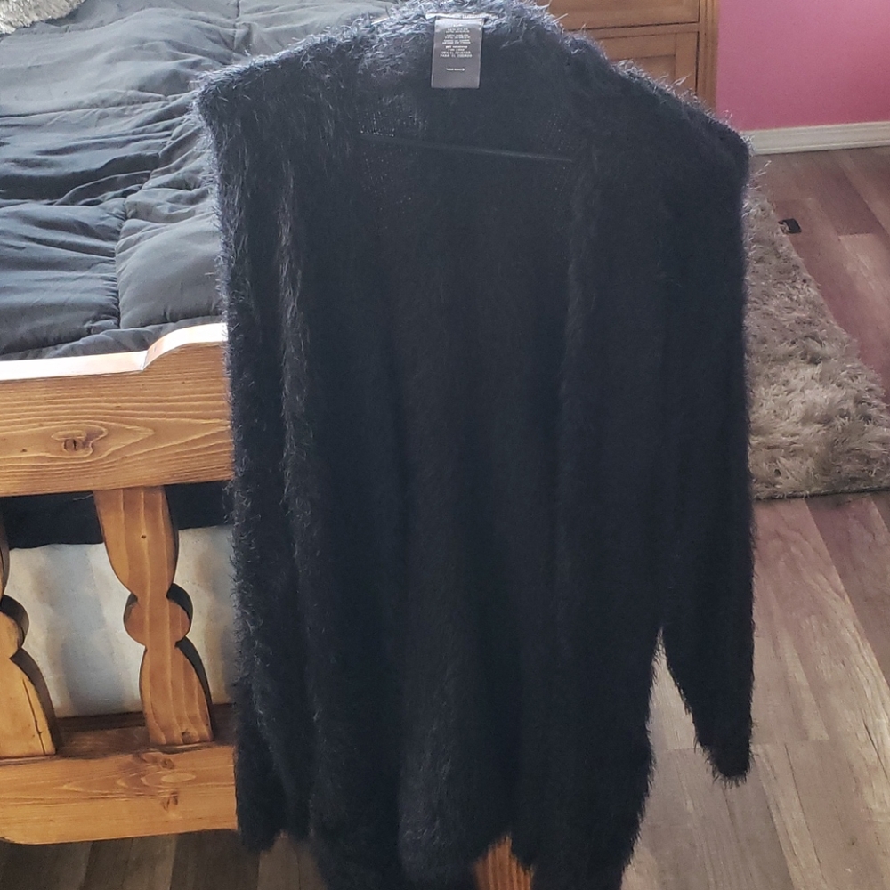 Cardigan sweater - Picture 2 of 2